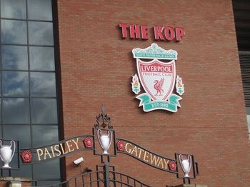 l'entrée du kop de liverpool